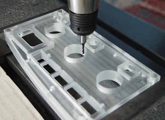 Piezas de plástico de PC mecanizadas CNC personalizadas en Runsom