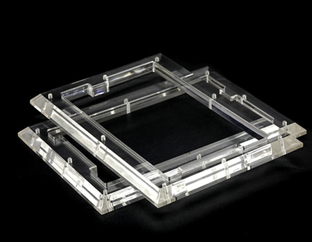 Pieza de vidrio mecanizada CNC
