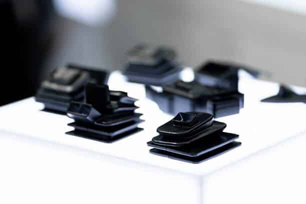 injection molding plastic parts