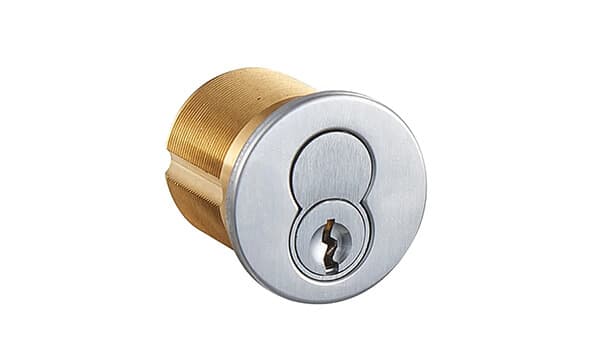 Lock cylinder with L keyways