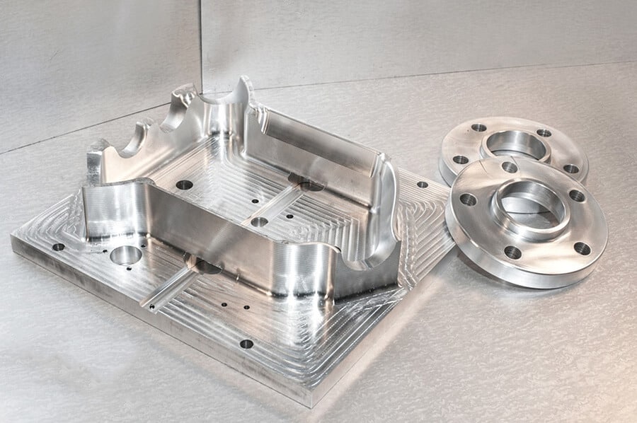 CNC-Bearbeitung von Metallflanschen