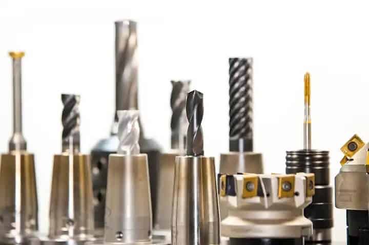 Carbide end mill cutting tools